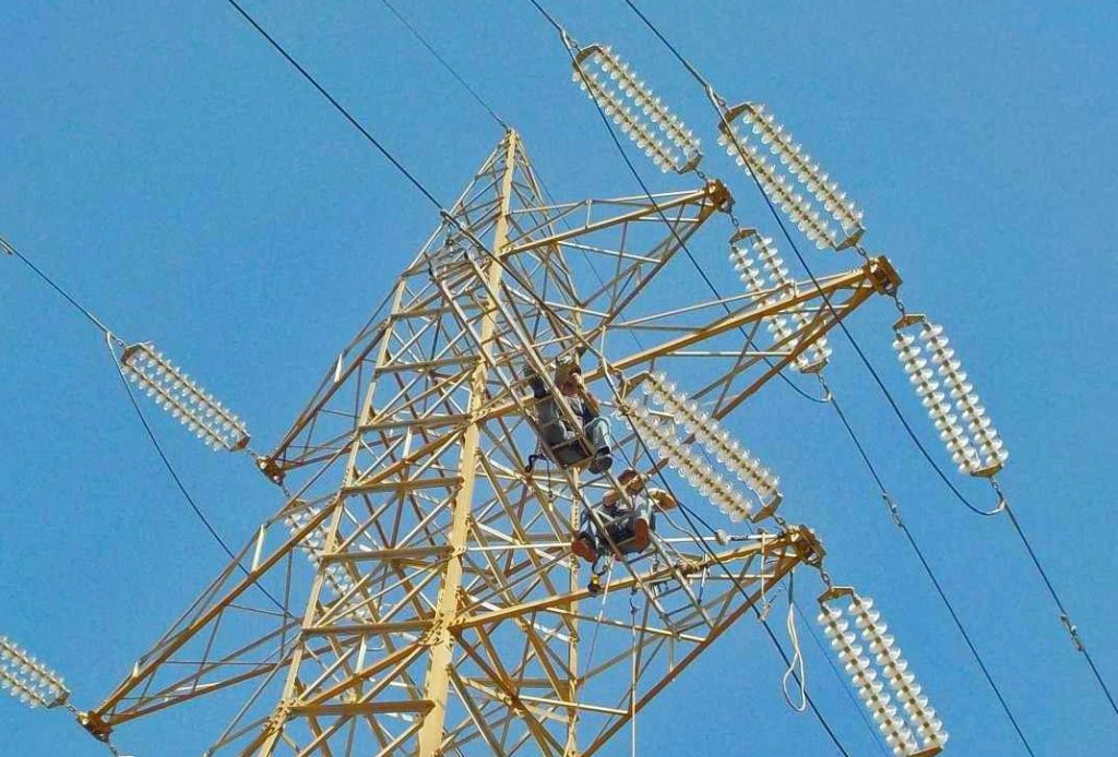 Ηλεκτρολόγοι εναερίτες